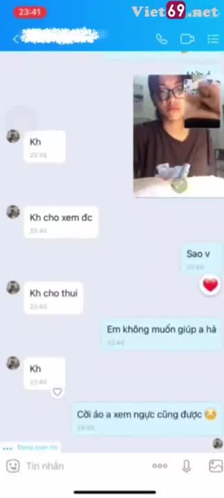Em gái chat sex khoe hàng cho anh sóc