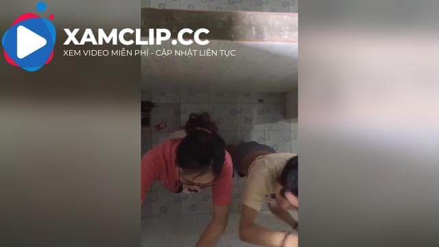 23 giây can đảm quay lén 2 em sinh viên phòng trọ kế bên thay đồ