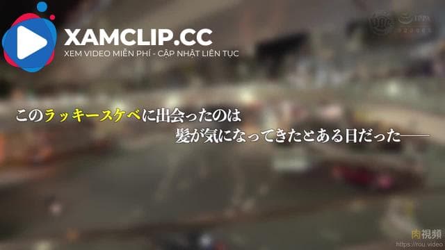 MAAN959 Bắt đầu cuộc trò chuyện với một thợ làm tóc có đường sự nghiệp rất sâu sắc. Thân hình đầy dục vọng của cô ấy khiến bạn muốn dừng lại.