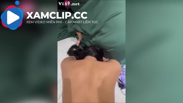 Chú ơi chơi mạnh lên con sướng quá