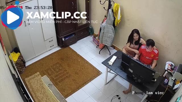 Hack camera cô vk dâm đãng(sưu tầm) #2