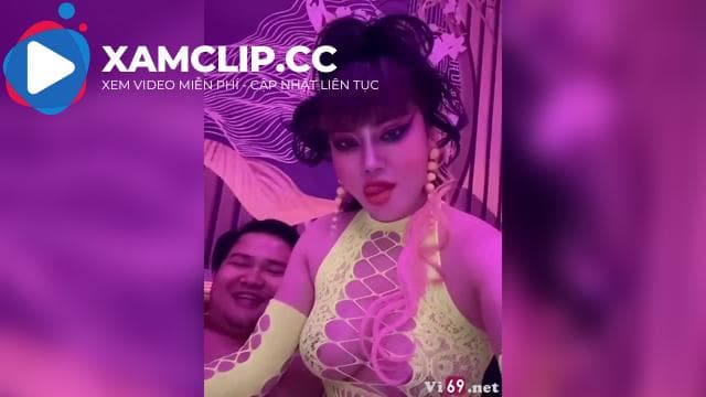 Cô đồng Trang Xinh và bộ sưu tập bạn chịch bú cu vét máng