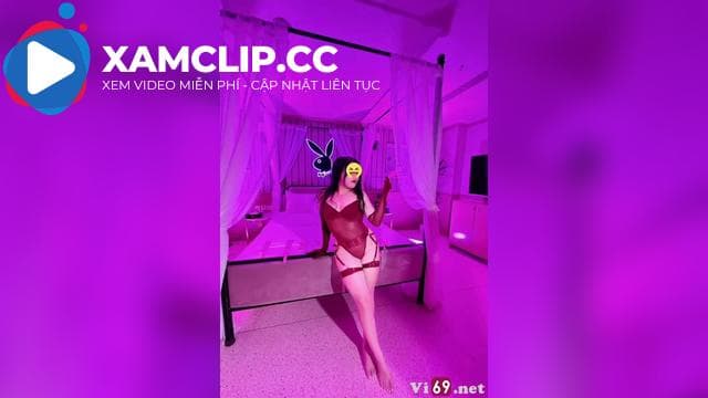 Em mặc bộ đồ lót gây nứng làm anh không thể cưỡng lại