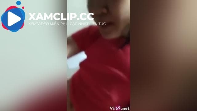 Em đang xem doremon mà anh bắt ra cưỡi ngựa
