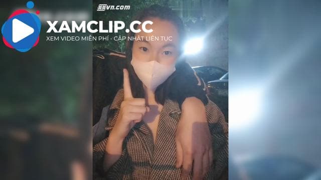 Cùng em đi public bất kể ngày hay đêm 1