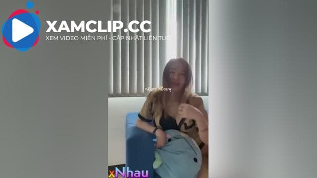 Đưa bạn trai về phòng trọ rồi địt nhau 3