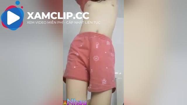 (Hiếm) Học sinh lớp 10 không lông non tơ nguyên trinh