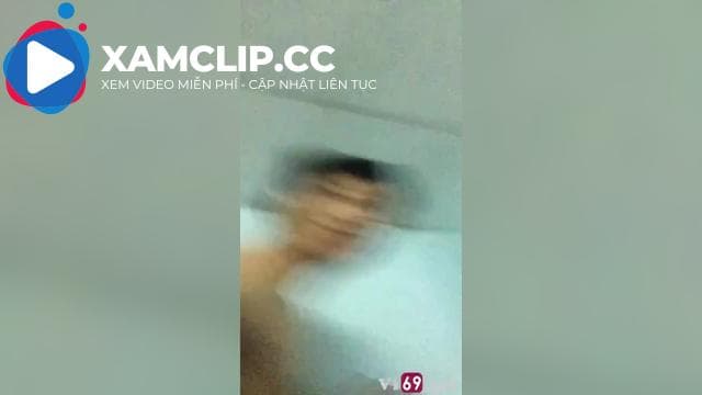 Sau có chia tay thì anh đừng đăng clip của em lên mạng nhé