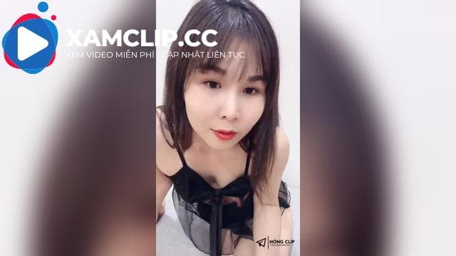 Idol YYlive(idolmoi) mới vếu to nè anh em xem được không