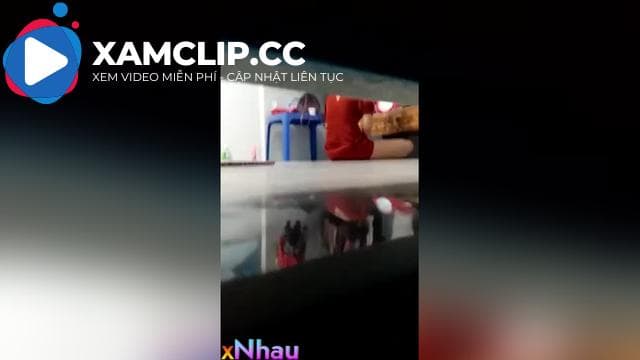 Clip Quay lén con em gái ruột thủ Thủ Dâm trong phòng
