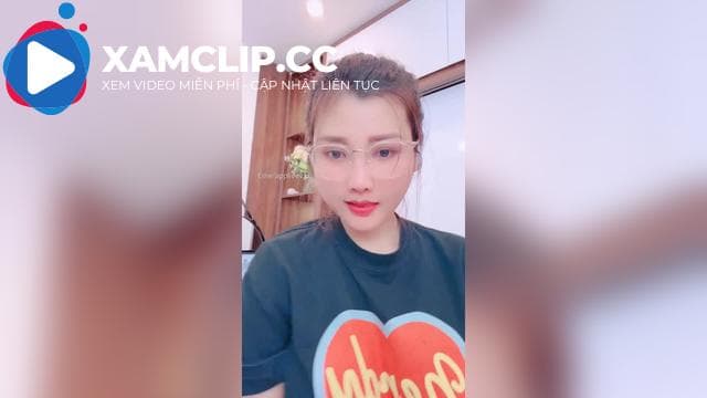 Đi tắm cùng nàng thơ Lam Only