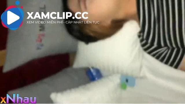 Chuốc say bạn thân rồi chịch làm nó mất trinh 2