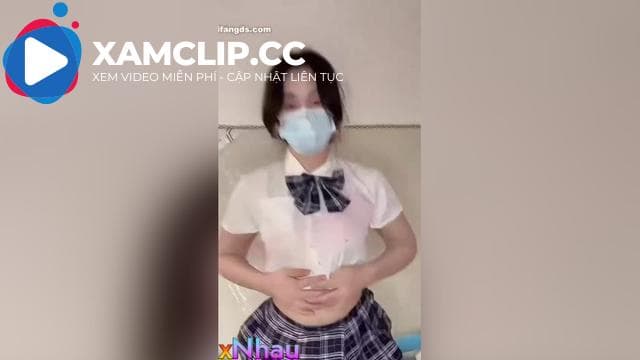 Con Chó Cái Gợi Cảm Thân Hình Phổng Phao Thủ Dâm
