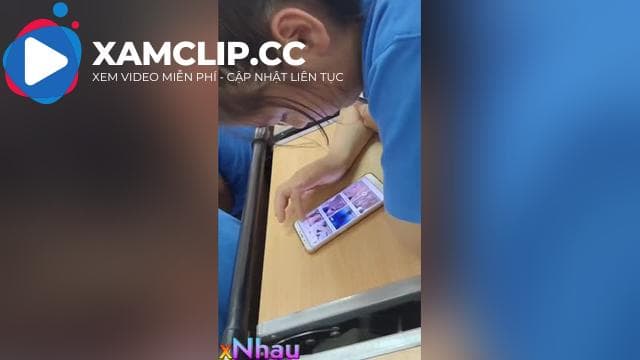 Con bạn thân ở trường xem sex xong bị đụ tung loz