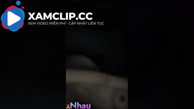 nhảy sexy khiêu dâm trong phòng tắm thì mẹ vào