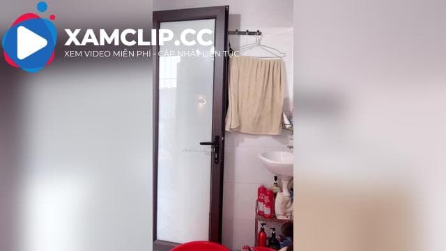 Hương Còi YYLive tuy em gầy nhưng em vẫn có rãnh