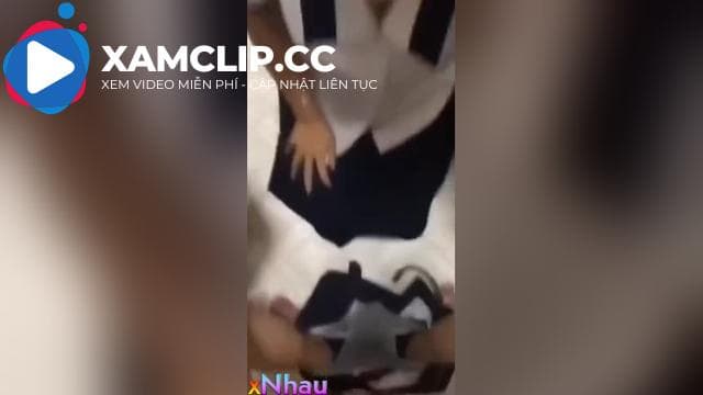 *** lén lút bú cu trong nhà vệ sinh trường