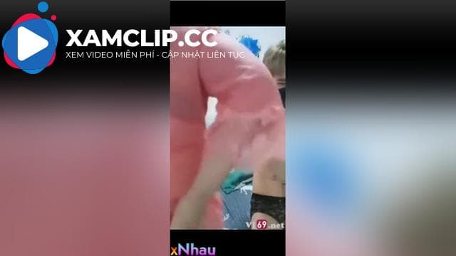 Loạn luân, Con trai ruột rủ mẹ địt nhau trên all live kiếm tiền siêu dâm
