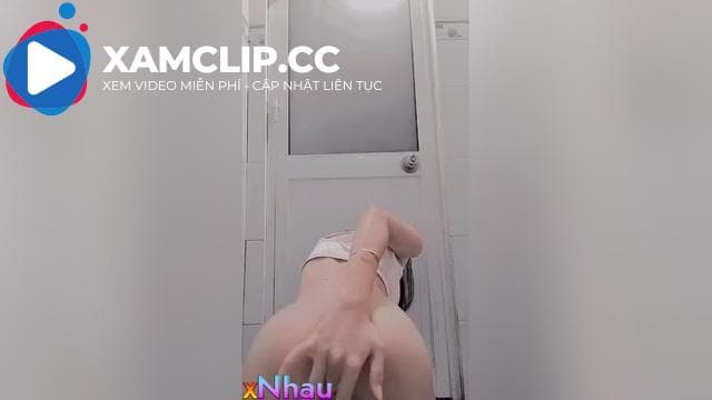 Lồn non tơ 210 thủ dâm thì mẹ mở cửa và cái kết đắng