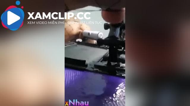 Mỗi lần toy chọc vào tử cung là e đau đớn nước lồn vã ra như mưa hỏng hết cả 1 cái ồn