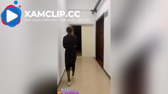 Check hàng bé học sinh lồn non tơ 207 còn zin mà bán có 4m