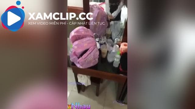E học sinh nghiện trà sữa, 5 cốc là e cho địt xuất trong e thì uống trà sữa