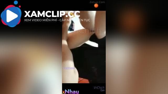 Chuppy nứng lồn thủ dâm trong wc mà mẹ cứ gọi ra ăn cơm
