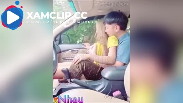 E học sinh ko có tiền trả taxi bị tài xế biến thái ép địt trên xe