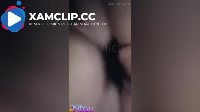 Địt cô e lồn múp, Anh địt e nhỏ thôi ko bố mẹ phát hiện loạn luân bayh