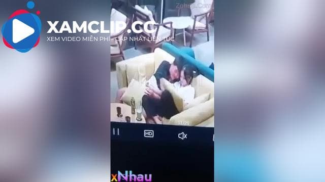 check lại cam ở quán phát hiện 2 e học sinh lén bóp vú sờ lồn nhau trong quán