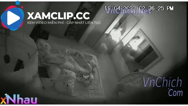 Hack camera Loạn luân bố con ở Từ Sơn con gái lén bú cặc bô bị bố dậy địt