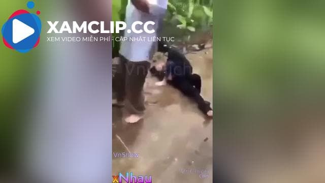 Việt Nam, Mấy e cấp Two đánh nhau lột đồ ngày mưa ở giữa đường