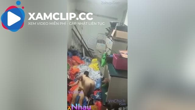 Loạn luân mẹ con, Bố check cam phát hiện mẹ ruột gạ con trai chs trần