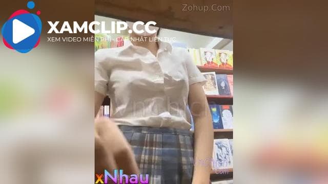 Nami 11 có sở thích public thủ dâm trong thư viện nhưng lại bị bảo vệ phát hiện
