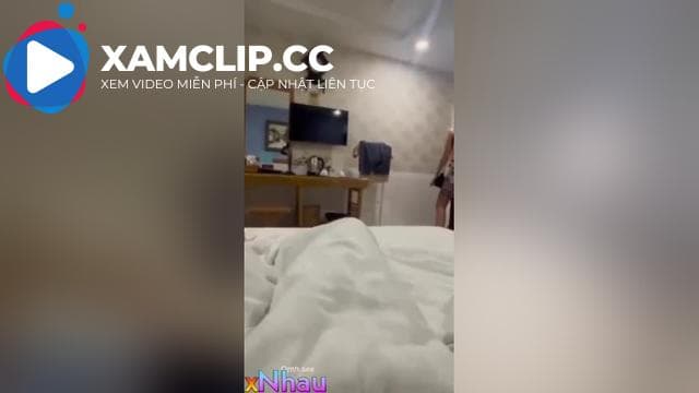 Anh trai Việt check em gái Nga body siêu ngon đeo khuyên vú rên rỉ dâm dục