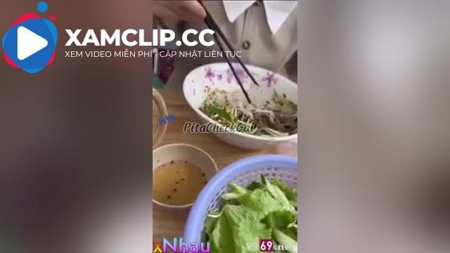Đầu năm đưa em đi ăn bún trộn và cái kết 2 nháy ở nhà nghỉ #1