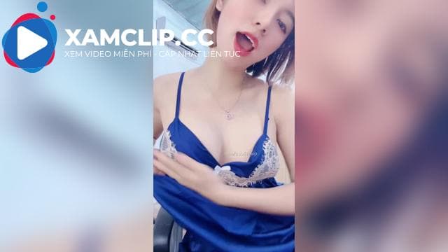 Ngọc Thảo tóc ngắn, mu to, thích làm tình, bướm nhiều nước