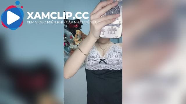 Thảo Như nhảy dance sexy cực sung lắc mông như con công