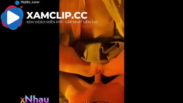 Học sinh Trung Quốc đụ đéo khi còn ngồi trên ghế nhà trường