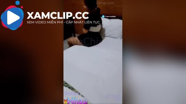 Loạn luân, Thấy e gái còn nhỏ chx dám chịch nên thg a hiếp luôn bé nó