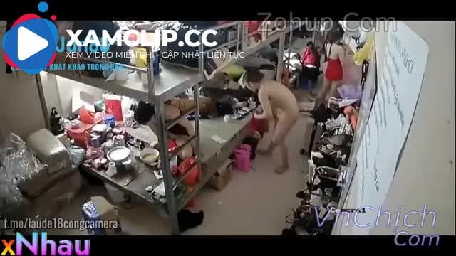 Hack camera, Phòng nhân viên Karaoke, phục vụ xong phải tự thủ dâm móc