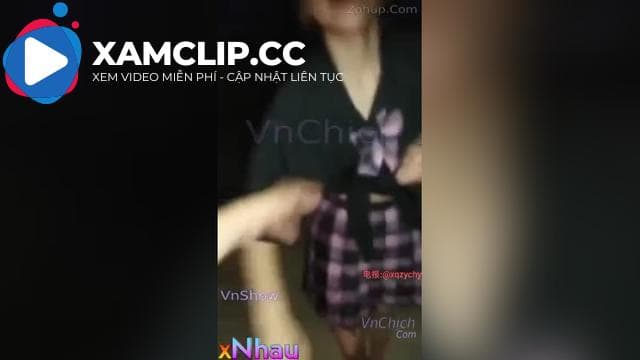 Full clip, Bé học sinh love8 đi du lịch bị lừa địt nhau luôn trên xe