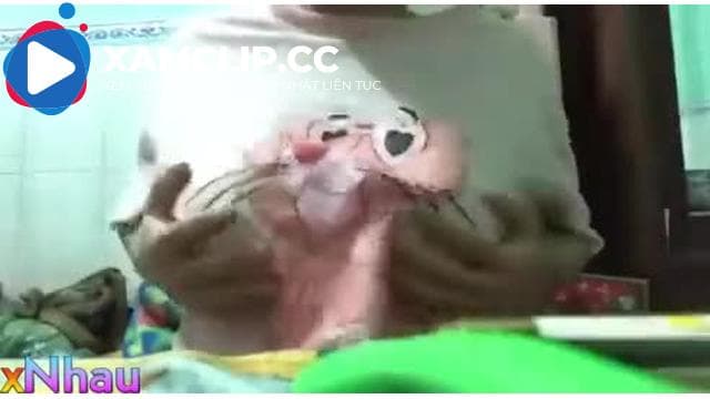 Đang học online mà ny bảo show e gái vén vú show mà ko tắt camera