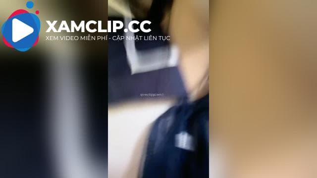 Đi du lịch Tây Bắc gặp được ông chú già thích gặm cỏ non