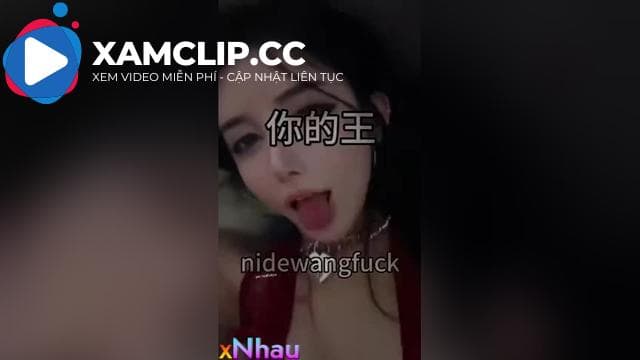 Lè lưỡi bú cặc cho người lạ gặp ngoài đường