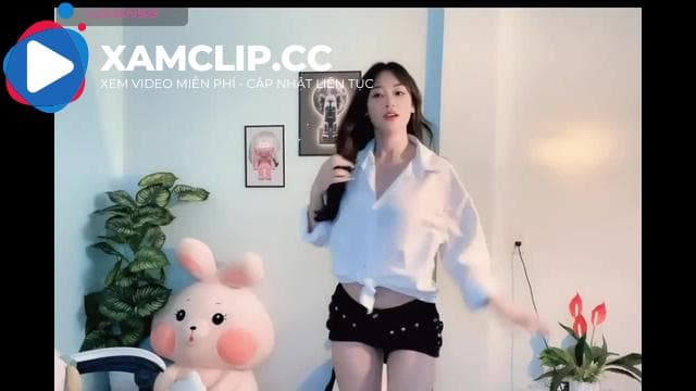 Ái Mỹ ngoan xinh yêu trắng không vết muỗi đốt