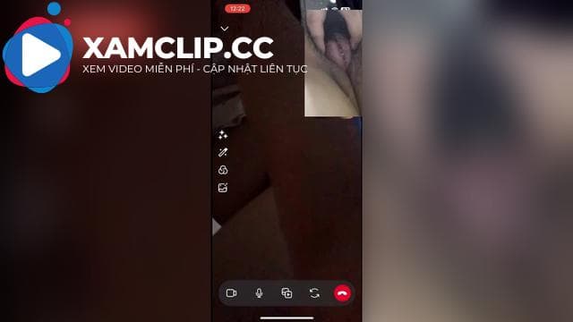 Gạ múi mít vừa tròn 18 chổng đít show hàng