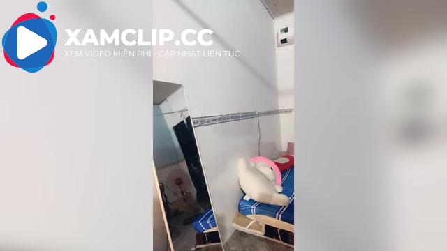 Idol mới Ly Ly lên sóng YYLive: ta vô tình xịt nước mà khiến chàng xịt keo