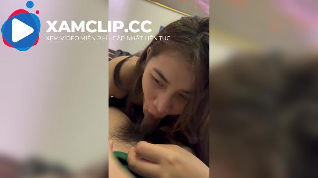 1 tháng không được ngậm cu thằng bồ.. muốn nhai nuốt luôn