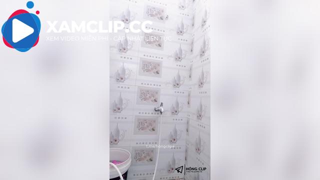 Lunh YYLive và trend mượn nước khoe mu to độc quyền